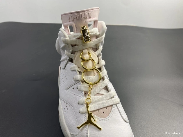 One Kick 6 Jordan Gold (W) Hoops Air DH9696-100 Retro 0731